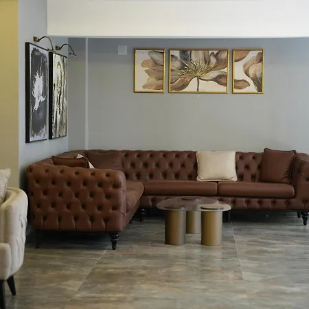 Eniza 4*