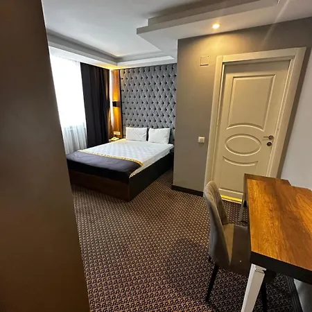 Eniza Hotel 4*
